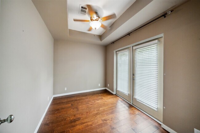 Foto del edificio - 13373 Southshore Dr