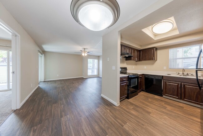 Building Photo - The Lodge at McCarran Ranch Apartment Homes