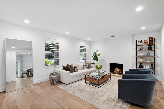 Foto del edificio - 1525 Mantua Ave