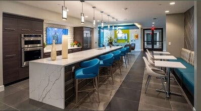 Building Photo - 7204 Town Center Blvd