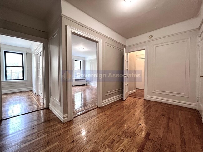 Building Photo - 850 West 176th Street
