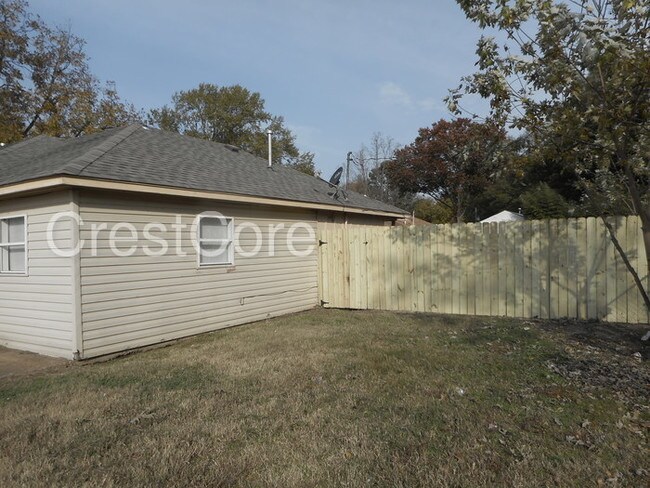Building Photo - 4974 Cottonwood Rd