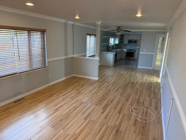 Building Photo - 6204 S Prince St