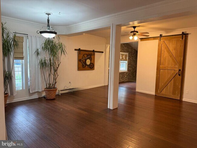 Foto del edificio - 82 Linvale Rd