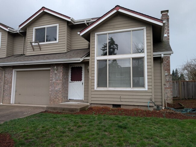 Building Photo - Spacious 2-Bedroom, 1.5-Bathroom Duplex With 1260sf In Thurston!