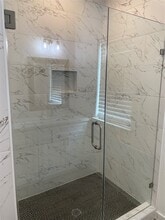 Building Photo - 5314 Longmeadow St