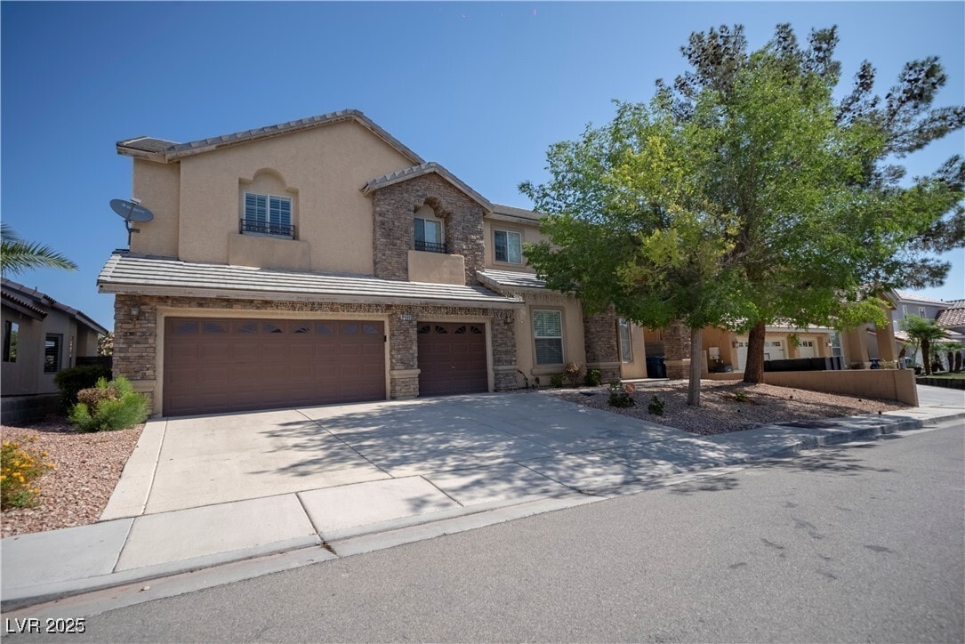 Foto principal - 9660 Drayton Ave