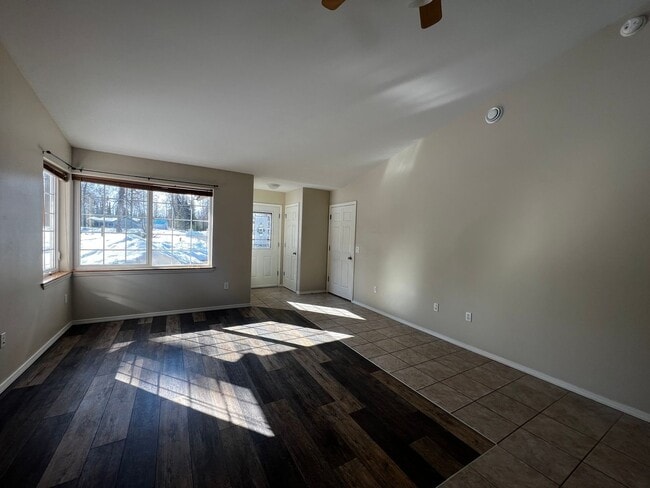 Building Photo - YEAR ROUND RANCH HOME