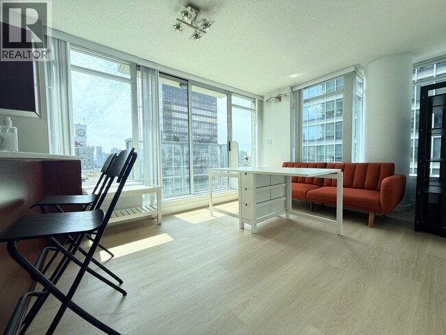 Photo du bâtiment - 610 Granville St