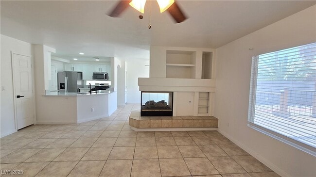 Building Photo - 9791 Sonora Bend Ave