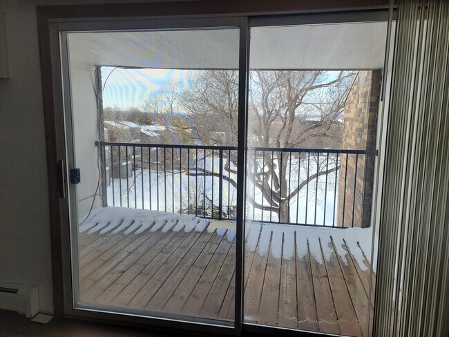 Balcony - 12948 Nicollet Ave