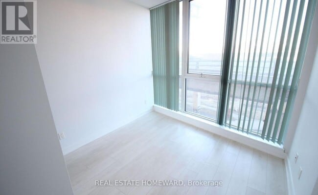 Building Photo - 50 Bruyeres Mews