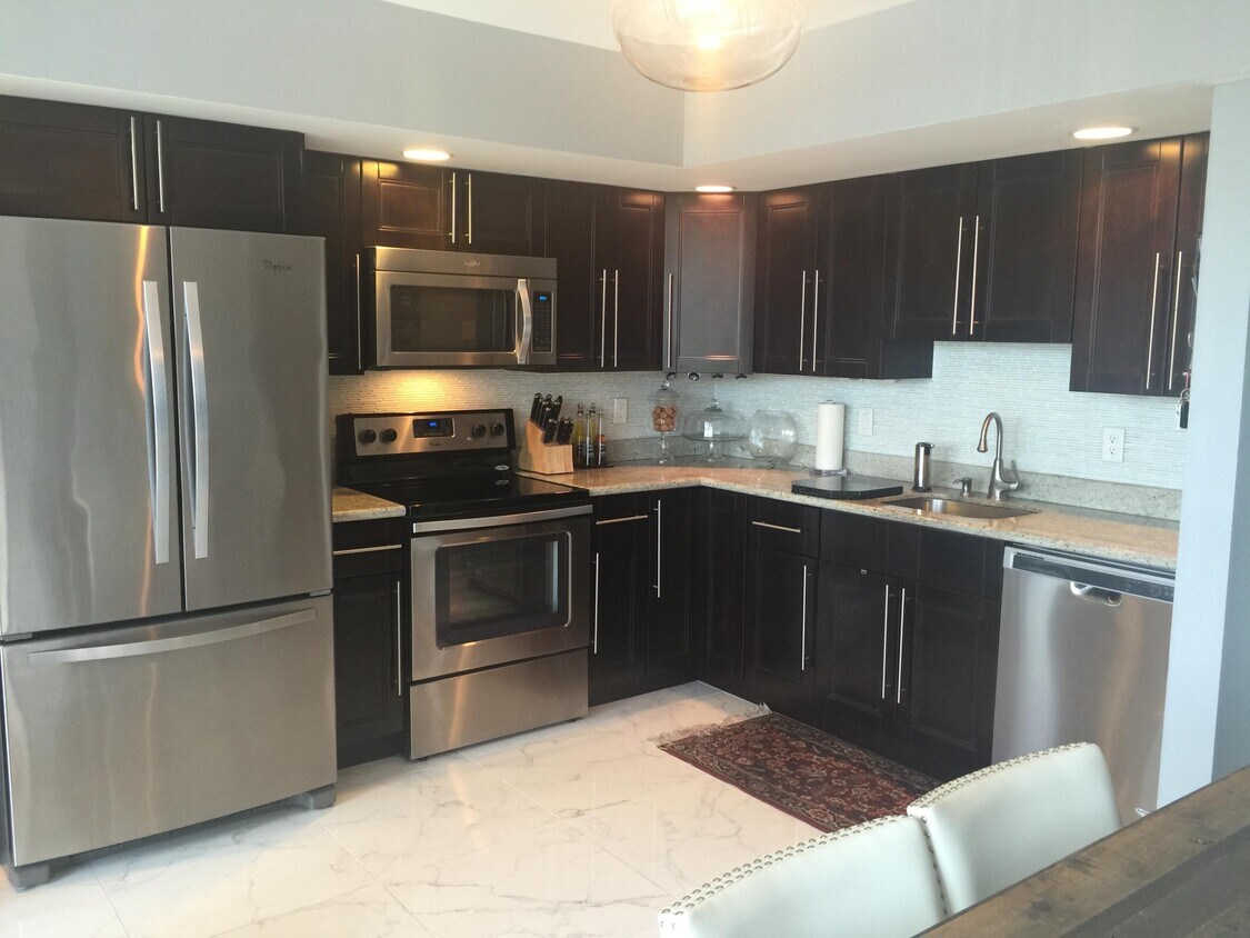 5160 Las Verdes Cir Unit 319, Delray Beach, FL 33484 Condo for Rent