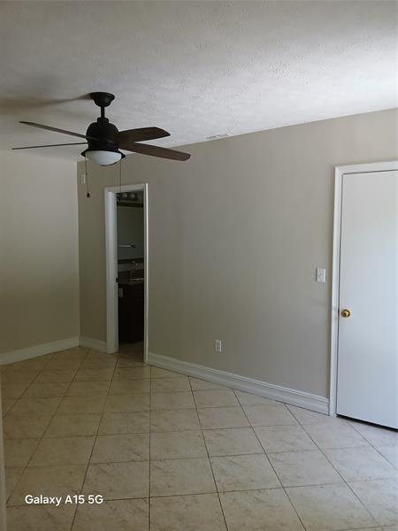 Building Photo - 17131 SW 85th Ave
