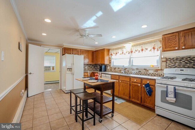 Foto del edificio - 135 Keswick Ave