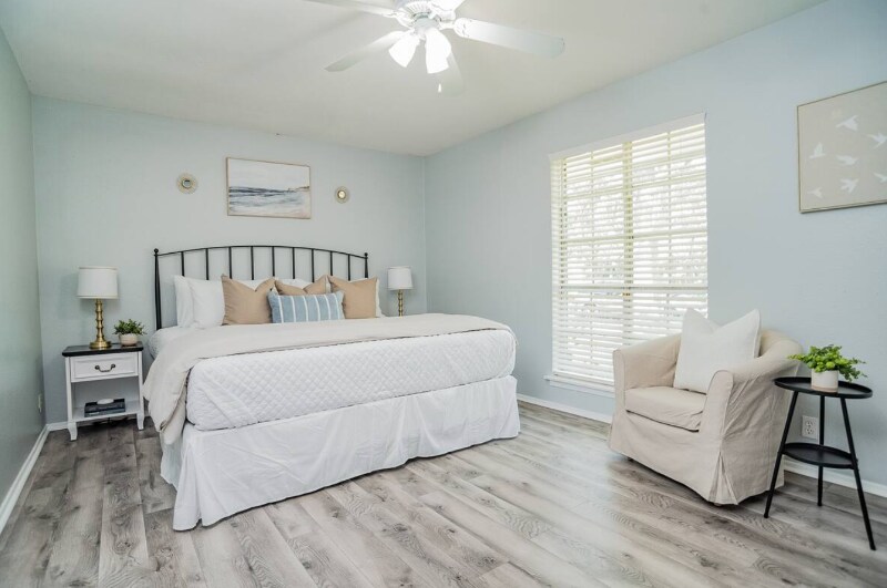 Foto principal - 902 Pyramid Dr