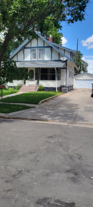 Foto del edificio - 413 Everett St