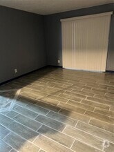 Building Photo - 12615 Brookglade Cir