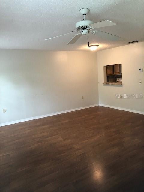 Building Photo - 102 Primrose Dr