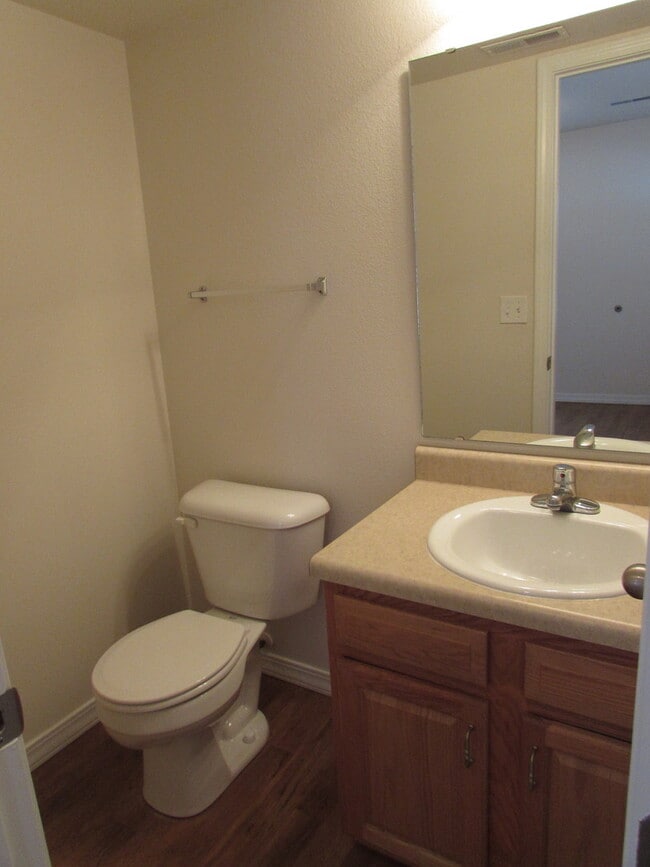 Building Photo - 6538-MF1-E2