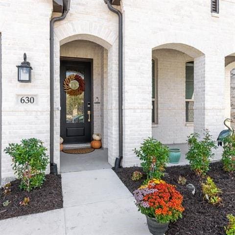 Building Photo - 630 Claverton Ln
