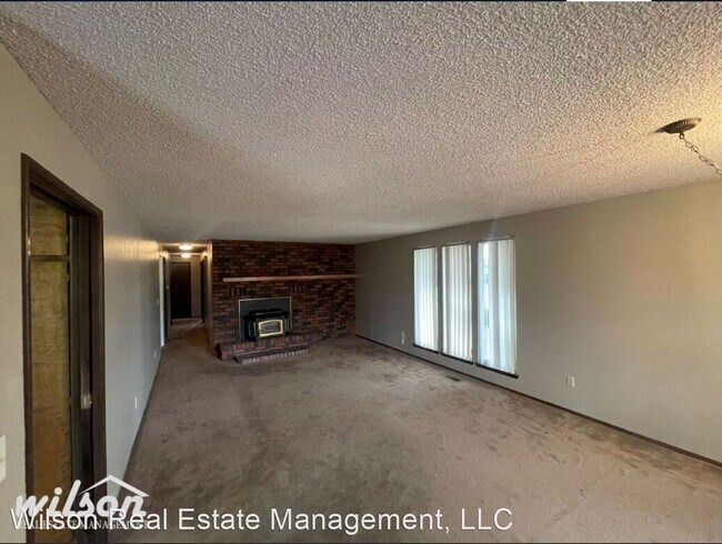 Building Photo - 3 br, 1.5 bath House - 1425 S 27th Ave