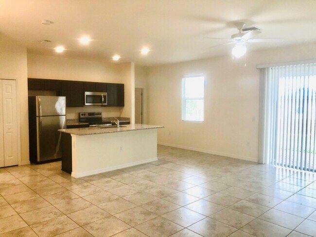 Foto del edificio - NE Cape Coral Single Family Home