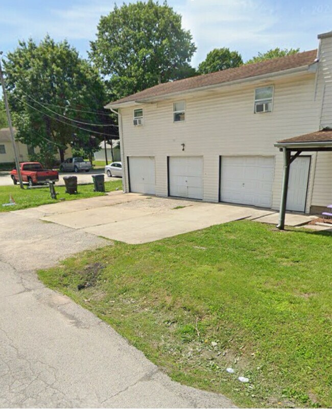 Foto del edificio - 3600 Falling Springs Rd
