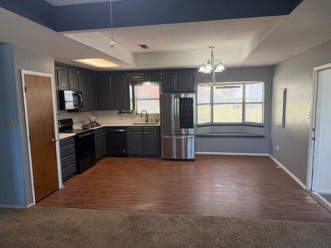 Foto del edificio - 2708 Cedarhill St