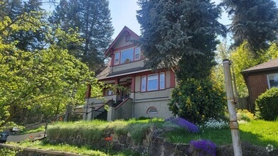 Building Photo - 1818 E 17th Ave