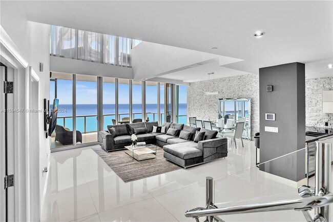 Foto del edificio - 17121 Collins Ave