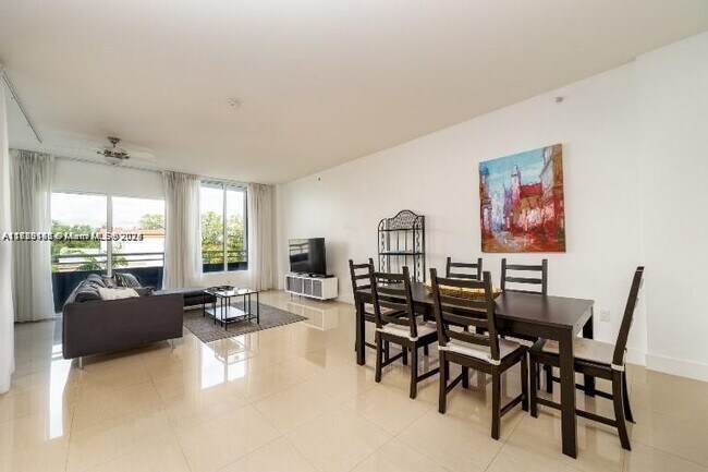 Foto del edificio - 3250 Grand Ave