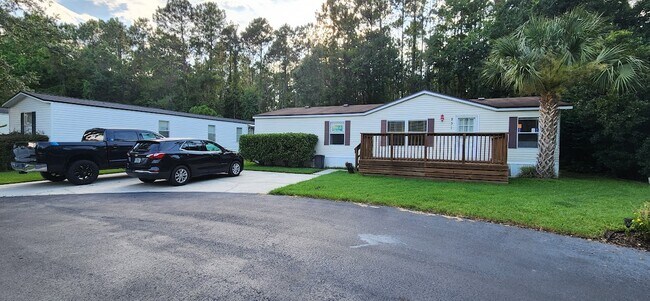 Foto del edificio - 231 Starratt Rd