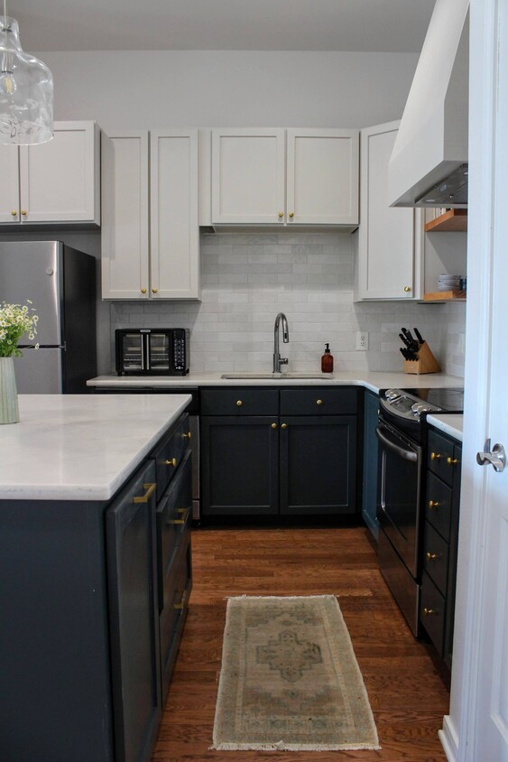 Foto principal - 330 Austin Ave