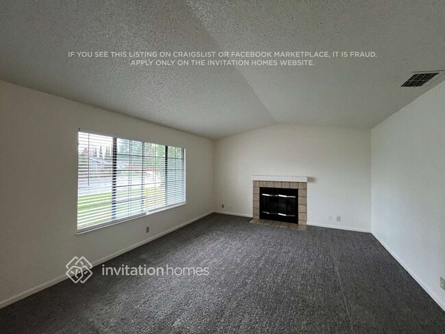 Foto del edificio - 7905 Wintergreen Dr