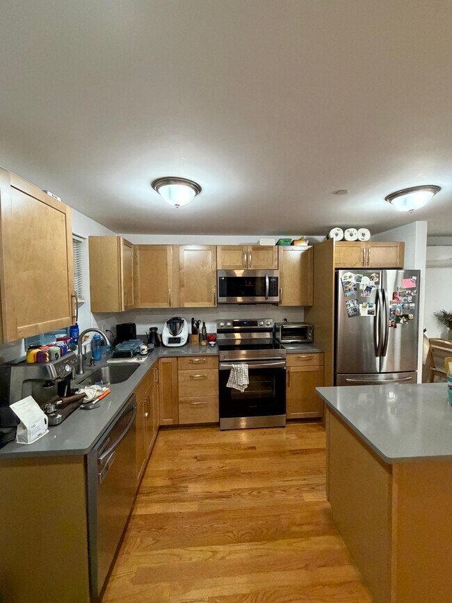 Foto del edificio - 140 Prospect St