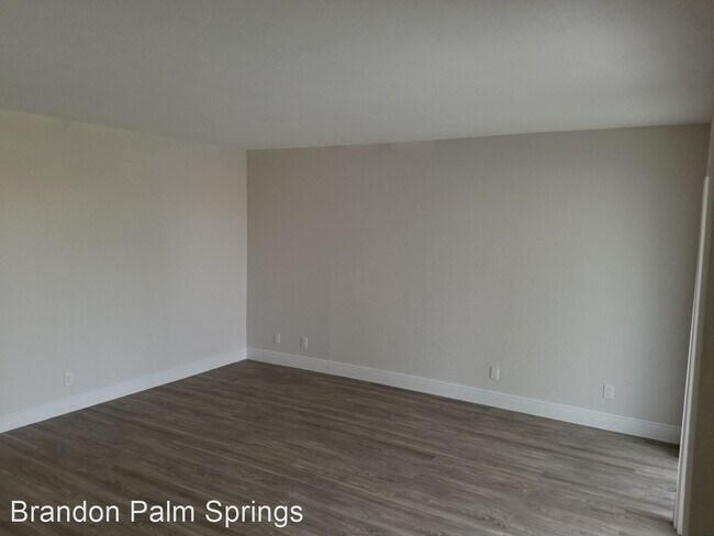 Building Photo - 985-985 Manor Dr
