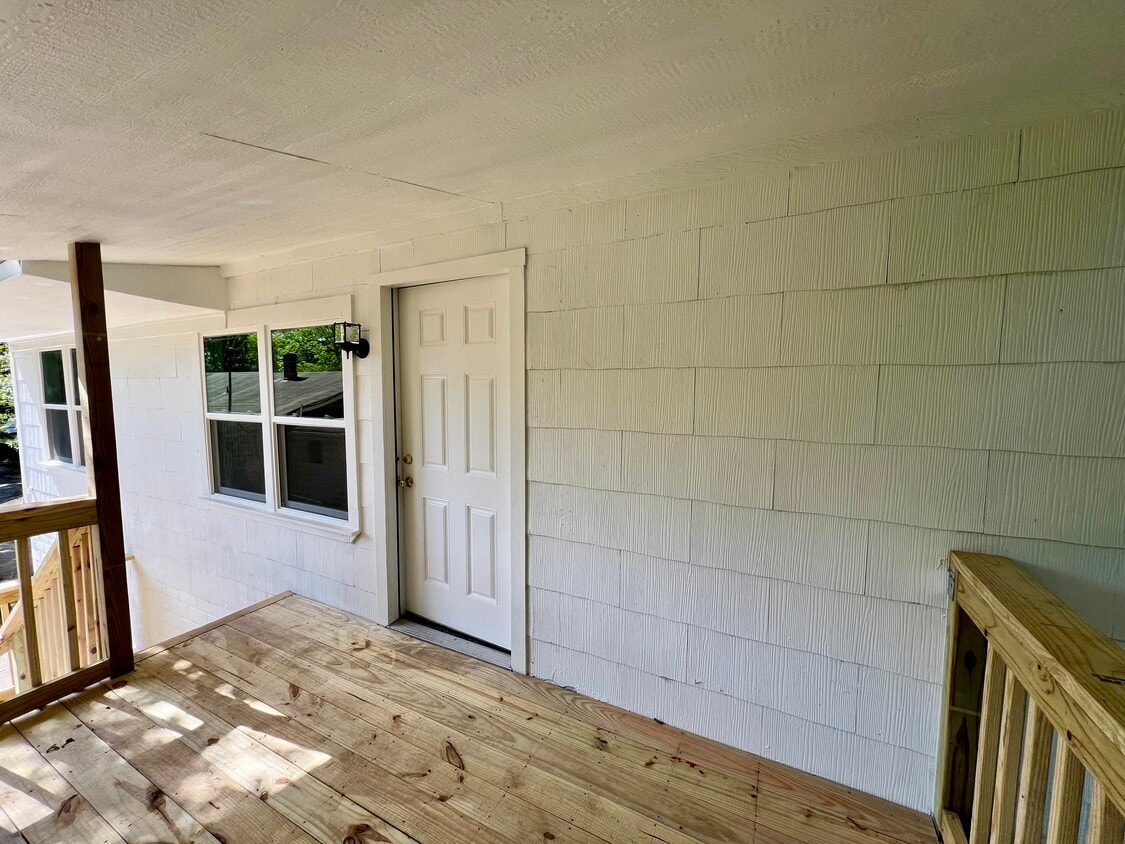 Foto principal - 1221 Georgia St