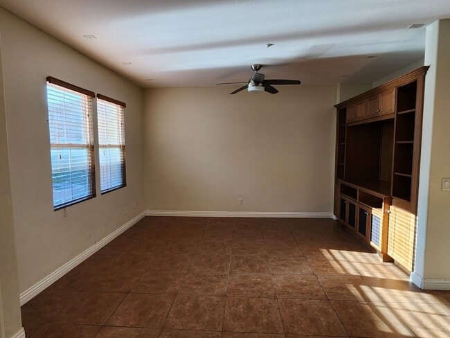 Foto del edificio - 17023 Calle Trevino