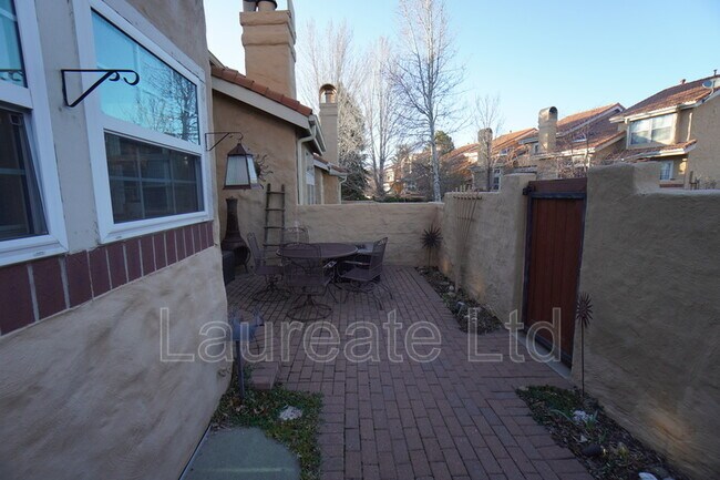 Foto del edificio - 9163 Cactus Ct