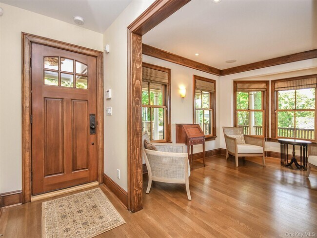 Foto del edificio - 290 8th Ave