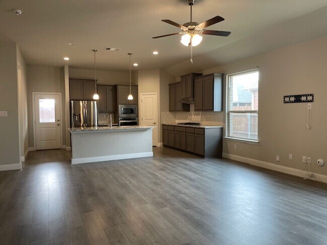 Foto del edificio - 3623 Hidden Hollow Drive