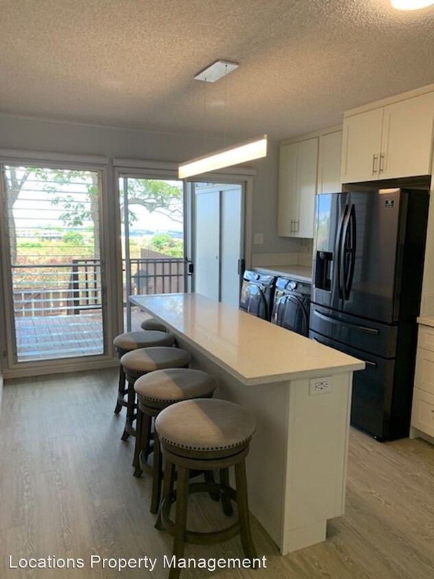 Primary Photo - 2 br, 1 bath House - 98-785 Iho Place #B