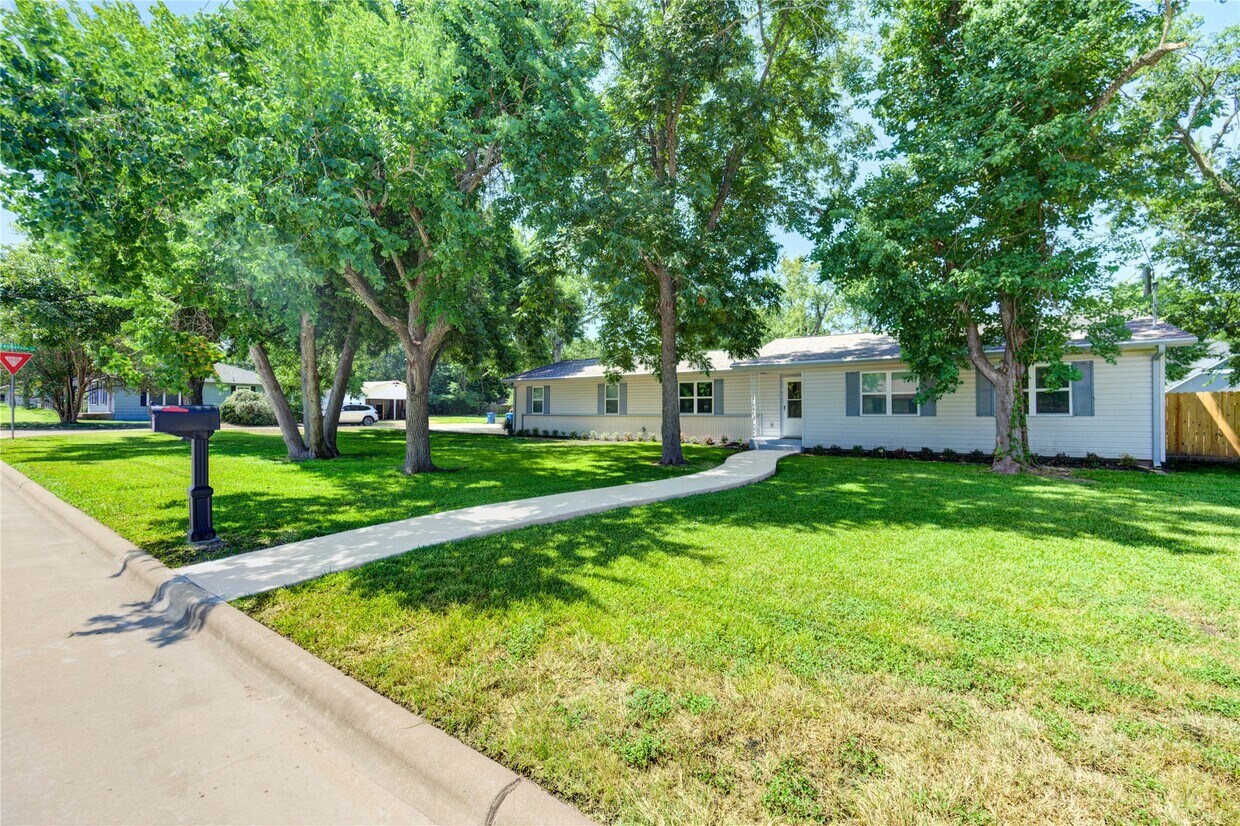Foto principal - 703 Horlock St