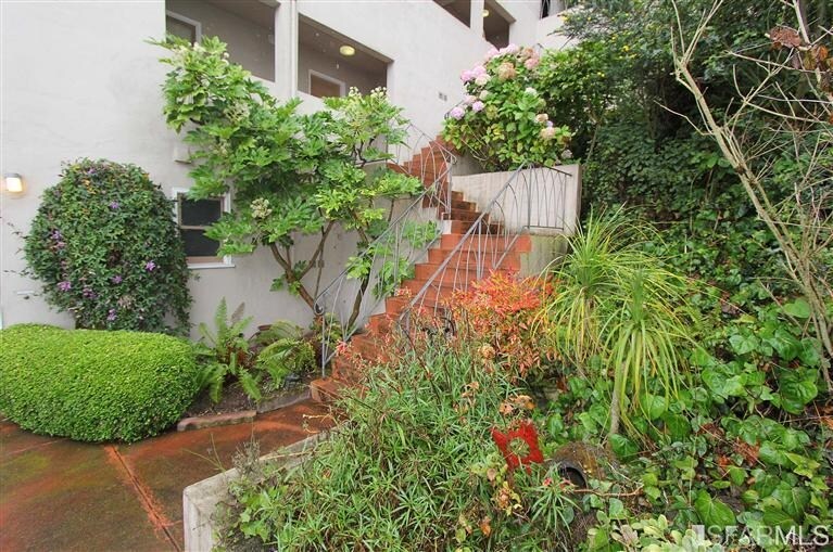 Foto del edificio - 130 Graystone Ter