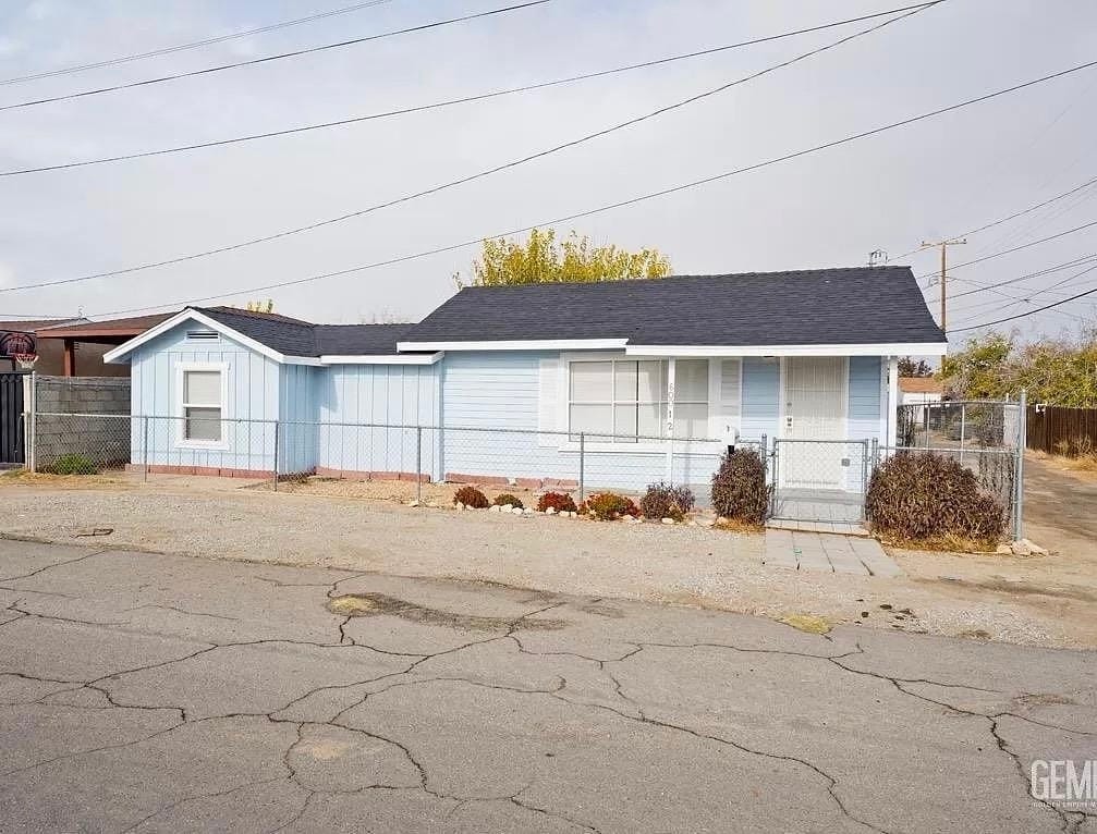 2602 Buchanan St, Taft, CA 93268 House Rental in Taft, CA