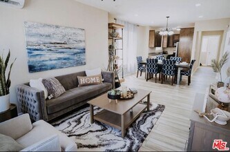 Building Photo - 1134 E 35th St