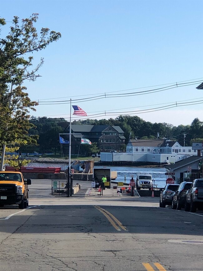 Foto del edificio - 59 Deer St