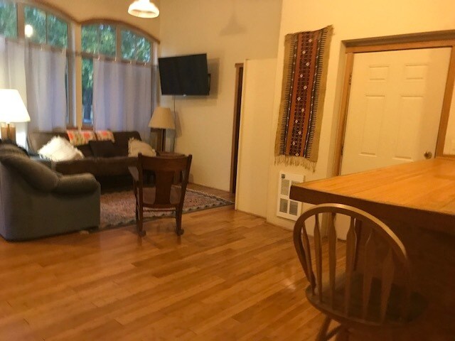 Foto del edificio - 85882 McBeth Rd