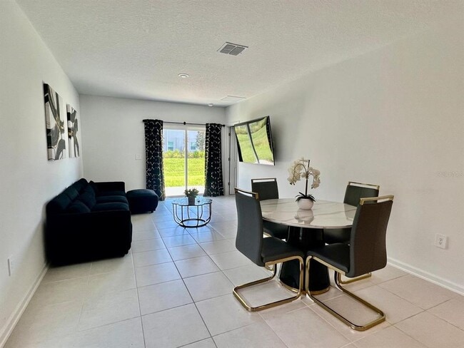 Foto del edificio - 5774 Le Marin Wy